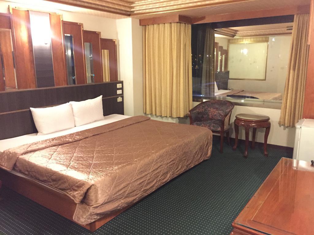 高雄 巴中圣淘沙旅馆酒店 外观 照片
