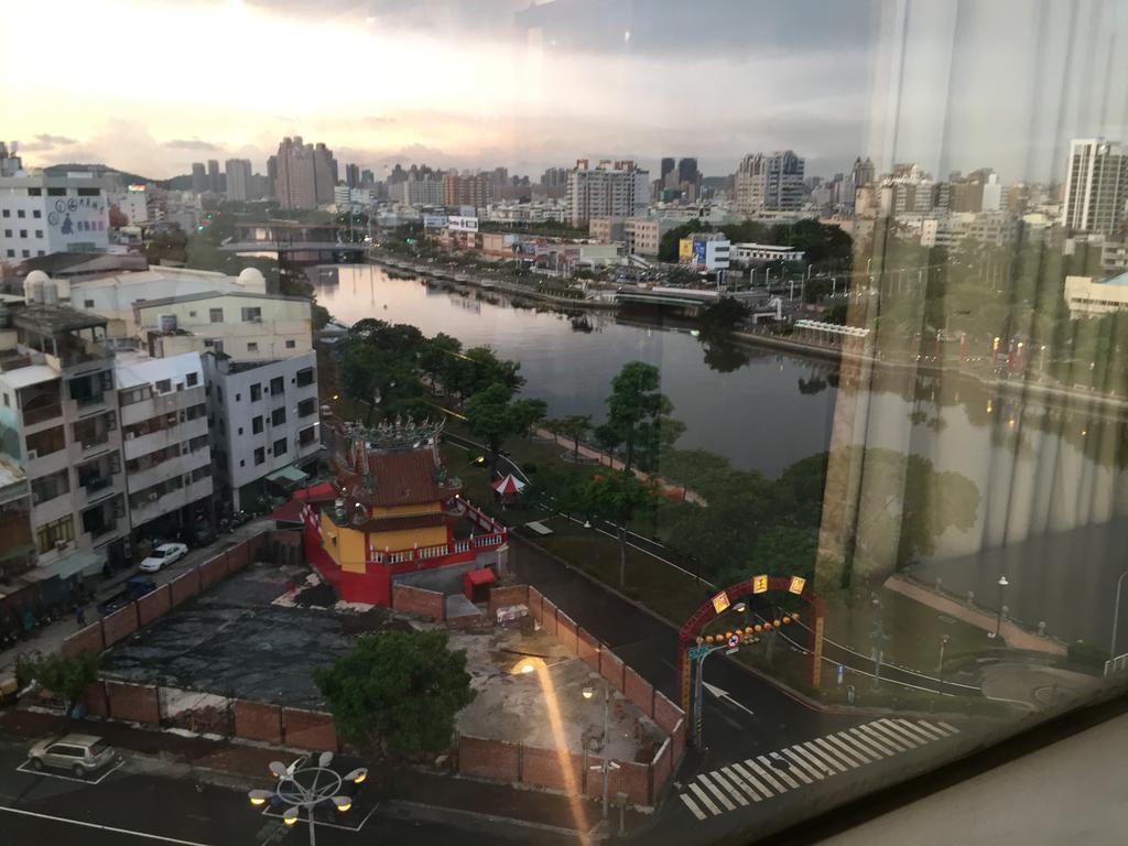 高雄 巴中圣淘沙旅馆酒店 外观 照片
